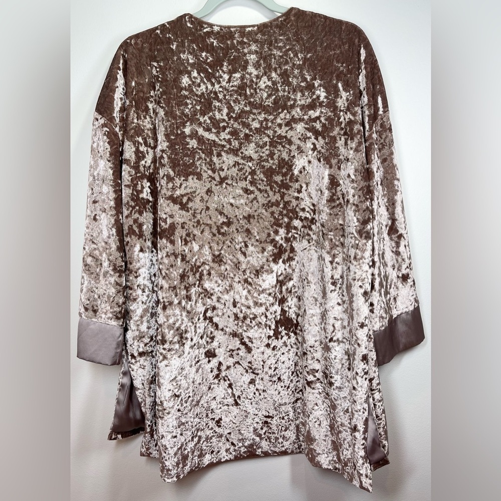 KORI America Women’s Blush Colored Crushed Velvet Kimono Size Small - Picture 6 of 6